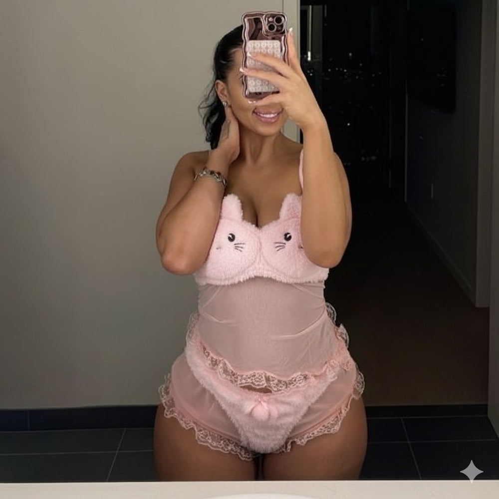 <p><strong>Why Women Are Obsessed</strong></p>